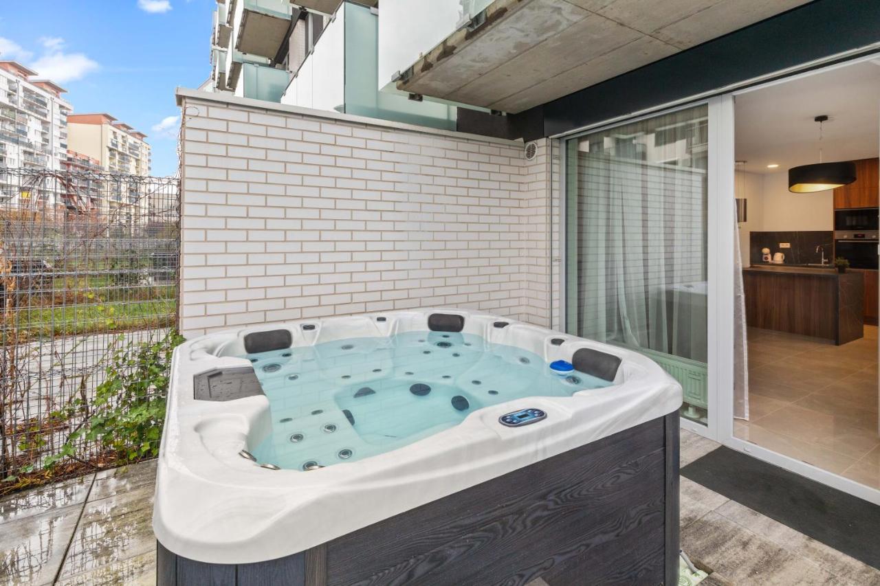 Lam Jegeho Alej - Jacuzzi - Free Parking Apartment Bratislava Bagian luar foto