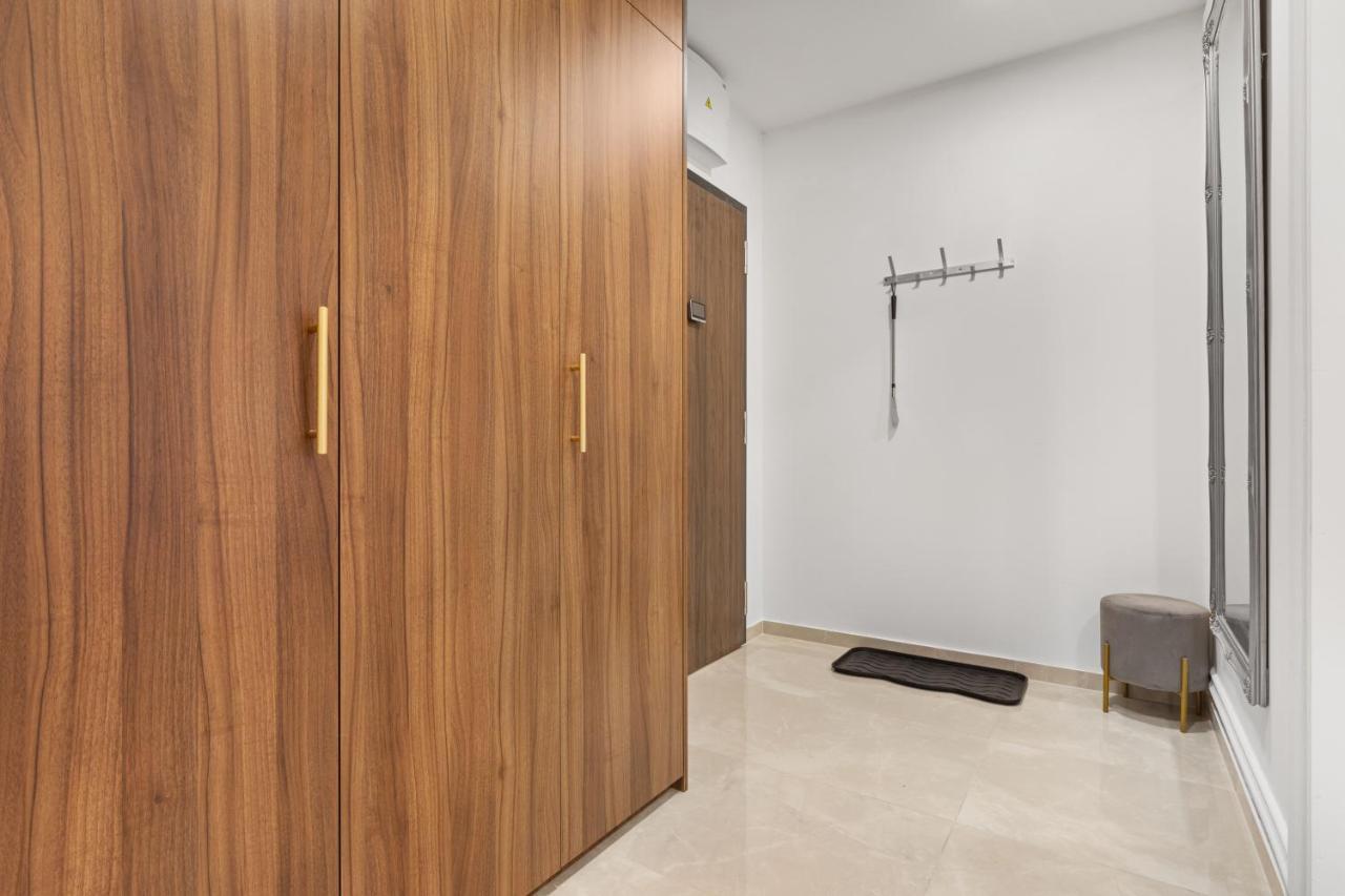 Lam Jegeho Alej - Jacuzzi - Free Parking Apartment Bratislava Bagian luar foto