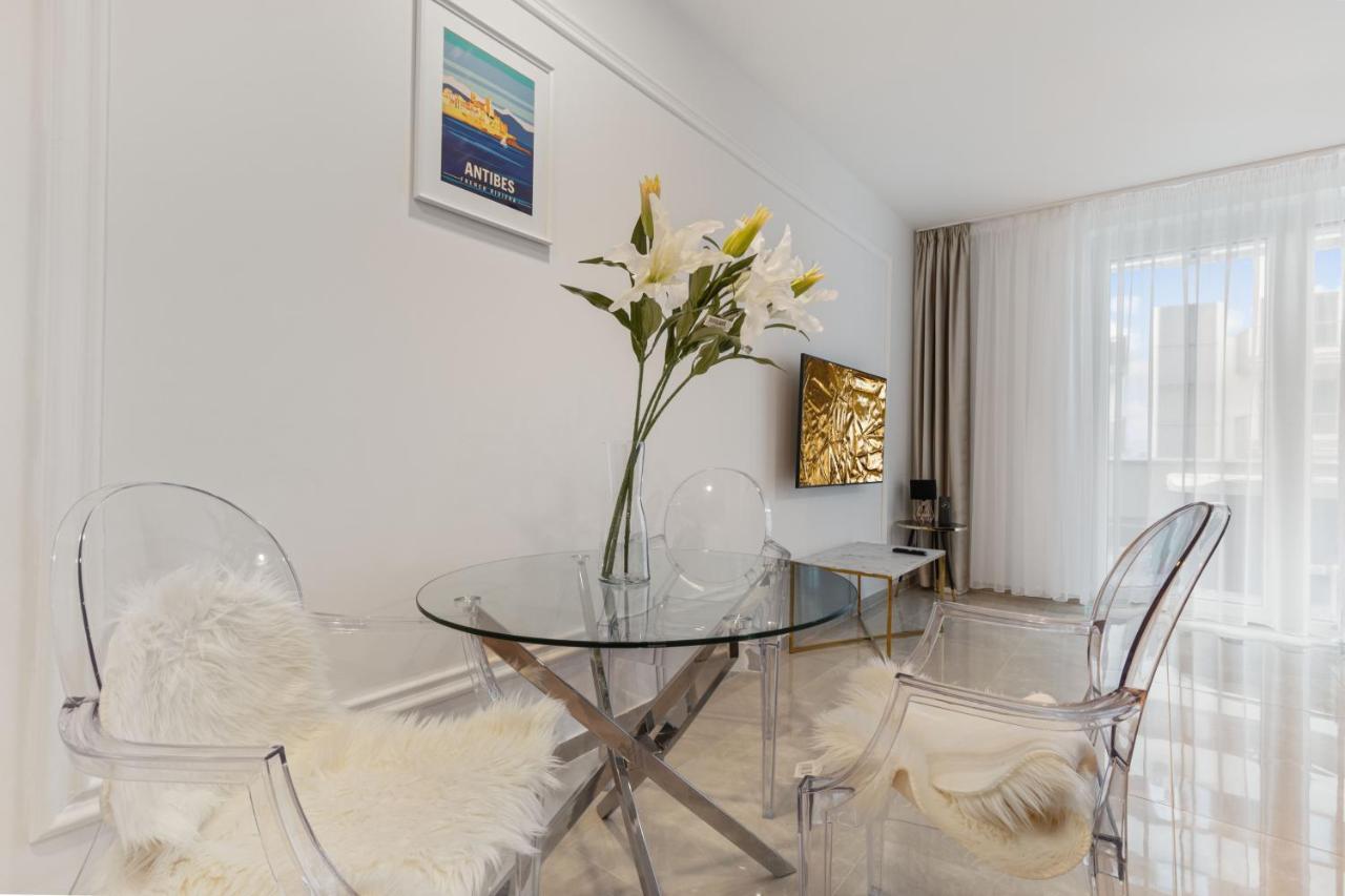 Lam Jegeho Alej - Jacuzzi - Free Parking Apartment Bratislava Bagian luar foto